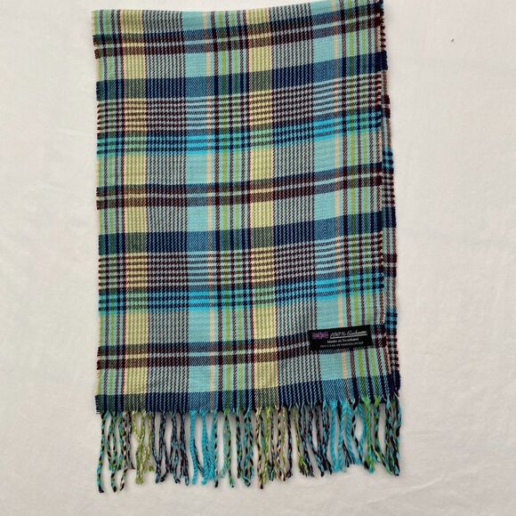 Cashmere Scarf Green Plaid Made in Scotland Fringe Long Lightweight Preppy - Picture 2 of 8